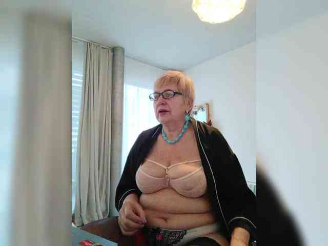 SweetCherry00 webcam