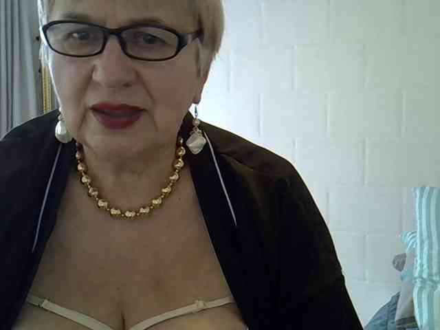 SweetCherry00 webcam