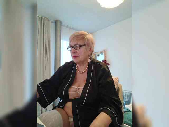 SweetCherry00 webcam