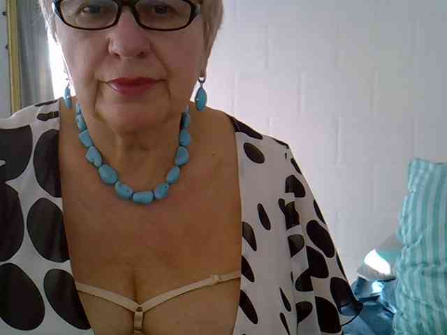 SweetCherry00 webcam