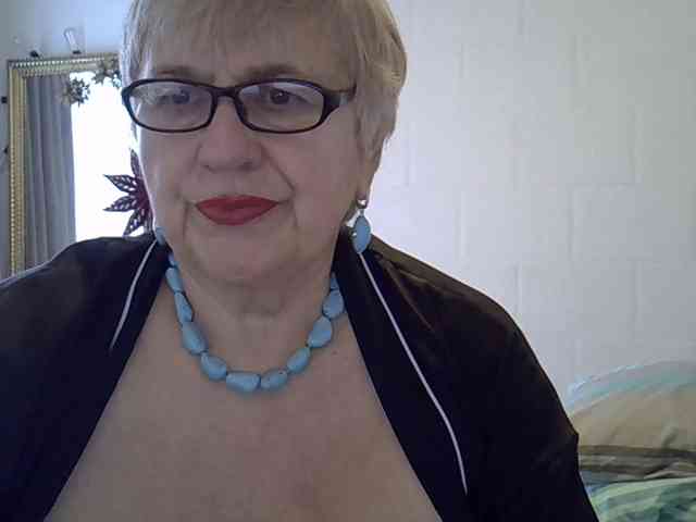 SweetCherry00 webcam