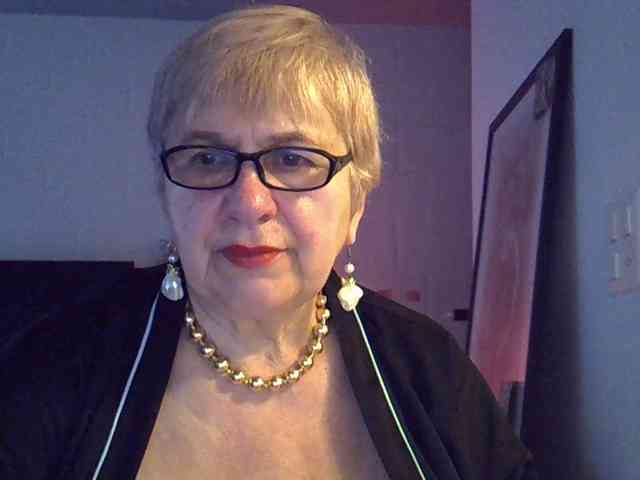 SweetCherry00 webcam