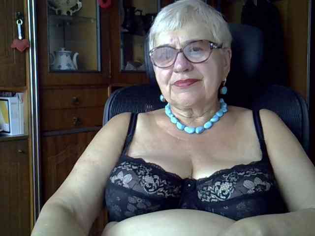SweetCherry00 webcam