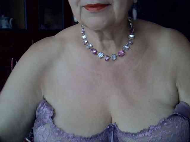 SweetCherry00 Live Webcam on BongaCams