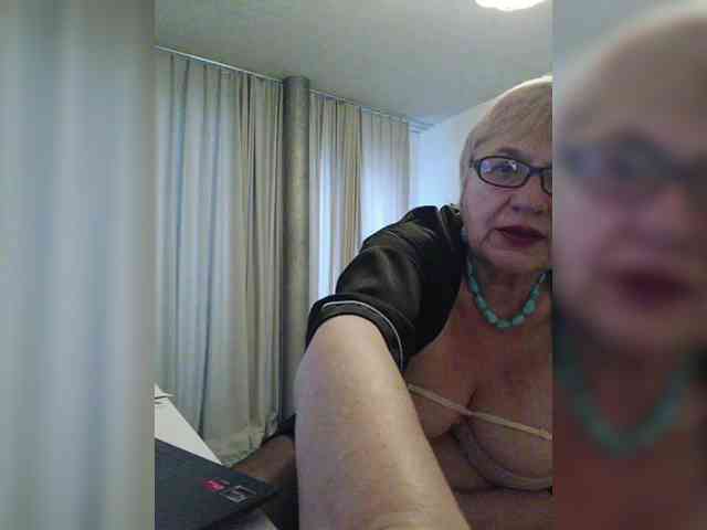 SweetCherry00 webcam