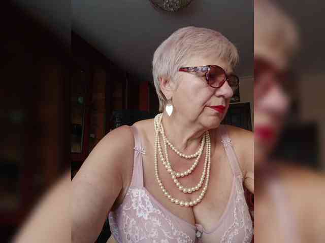 SweetCherry00 webcam