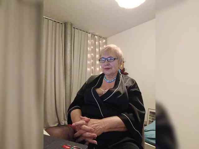 SweetCherry00 webcam