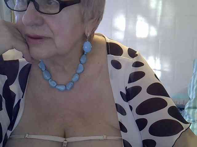 SweetCherry00 webcam