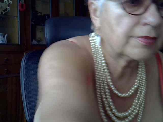 SweetCherry00 webcam