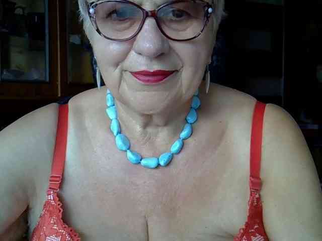 SweetCherry00 webcam