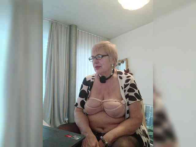 SweetCherry00 webcam