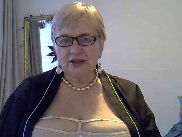 SweetCherry00 webcam