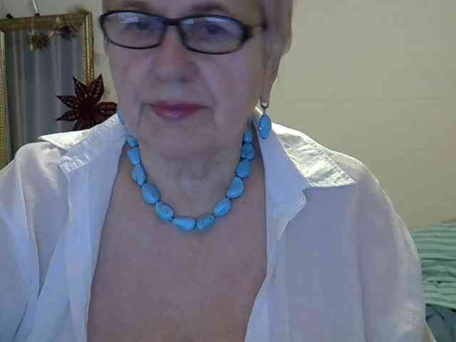 SweetCherry00 webcam