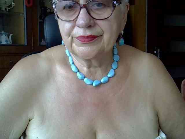 SweetCherry00 webcam