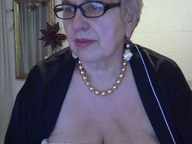 SweetCherry00 webcam