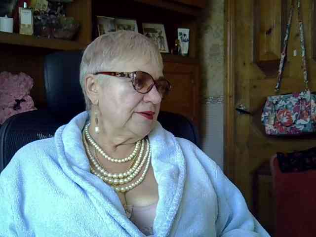 SweetCherry00 webcam