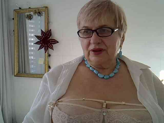 SweetCherry00 webcam