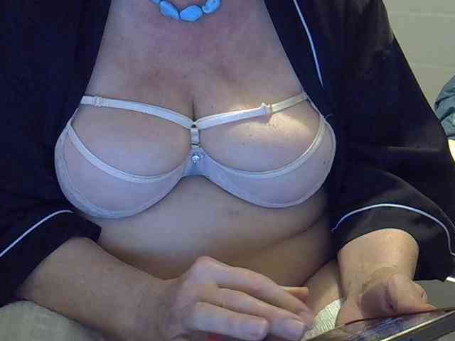 SweetCherry00 webcam