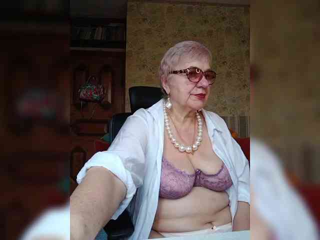 SweetCherry00 webcam