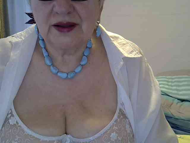 SweetCherry00 webcam