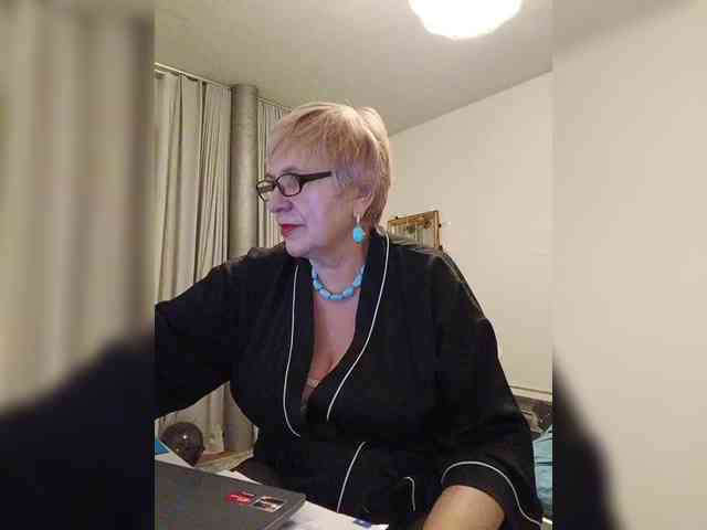 SweetCherry00 webcam