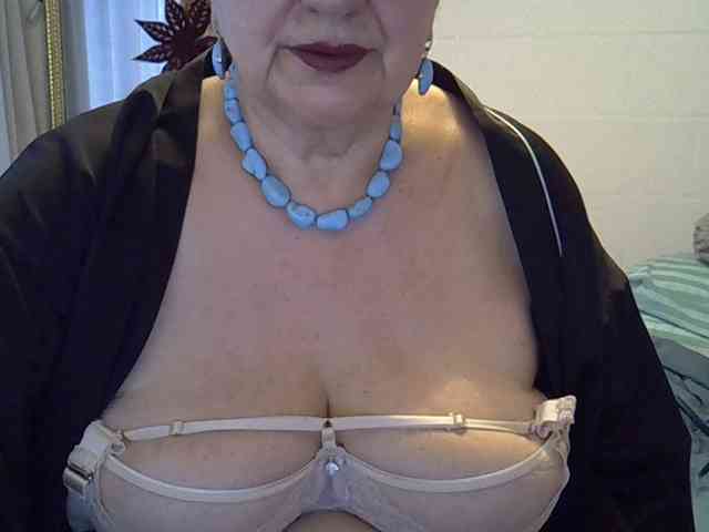 SweetCherry00 webcam