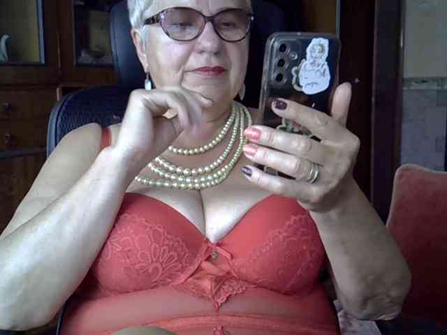SweetCherry00 webcam
