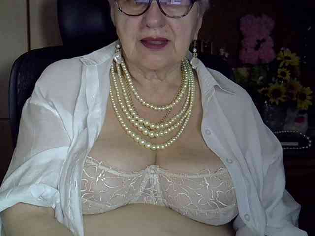 SweetCherry00 webcam