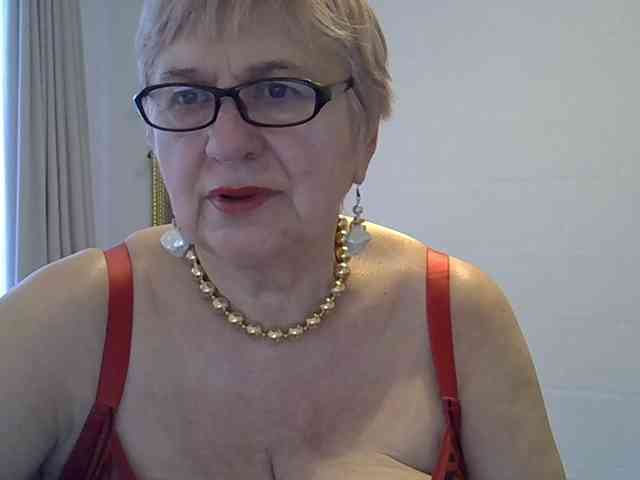 SweetCherry00 webcam