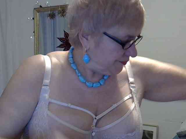 SweetCherry00 webcam