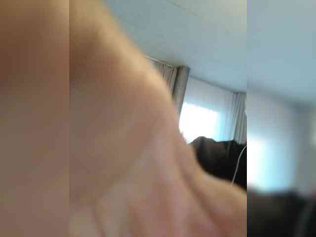 SweetCherry00 webcam