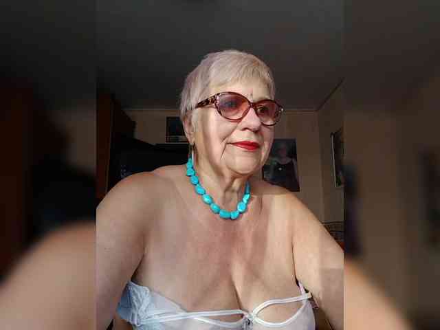 SweetCherry00 webcam