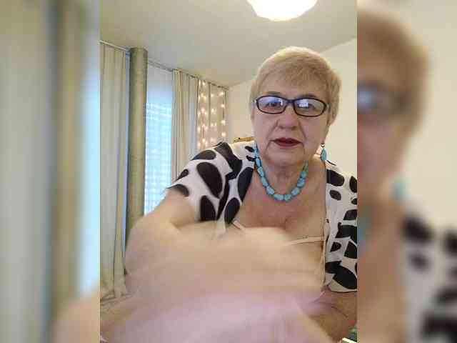 SweetCherry00 webcam