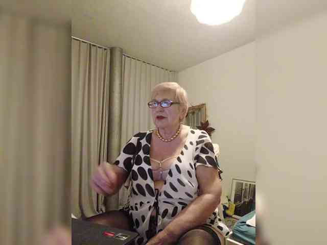 SweetCherry00 webcam