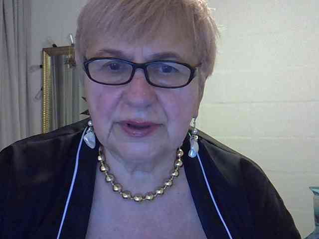 SweetCherry00 webcam