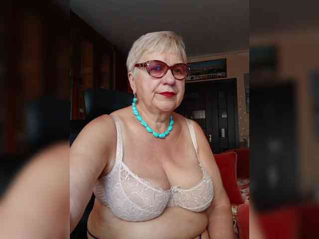 SweetCherry00 webcam