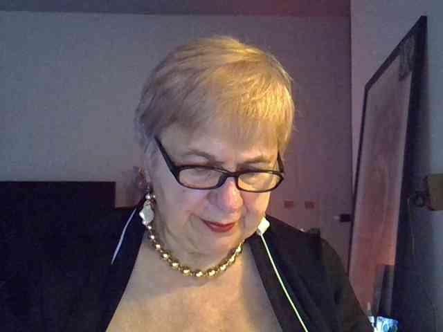 SweetCherry00 webcam