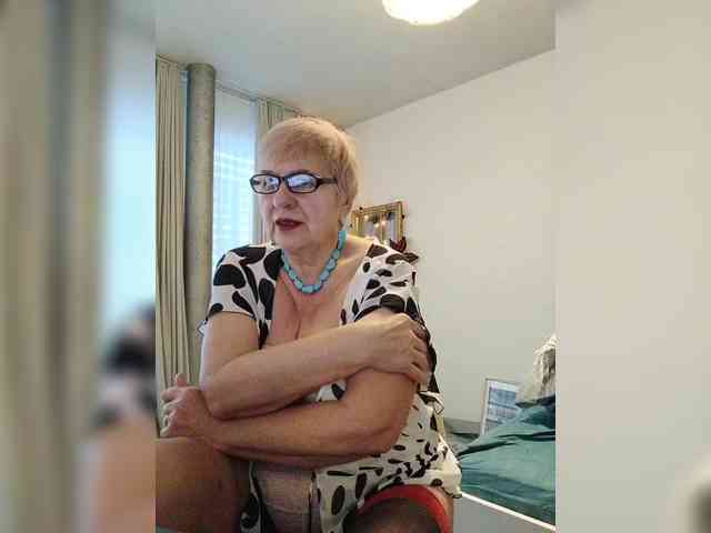 SweetCherry00 webcam