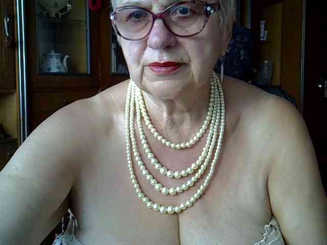 SweetCherry00 webcam