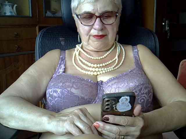 SweetCherry00 webcam