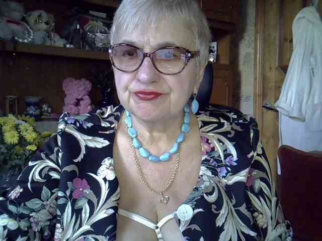 SweetCherry00 webcam