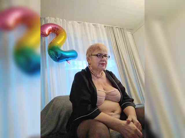 SweetCherry00 webcam