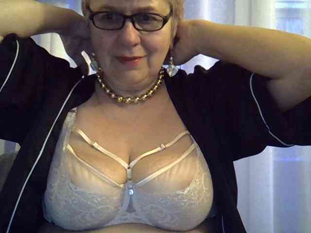 SweetCherry00 webcam