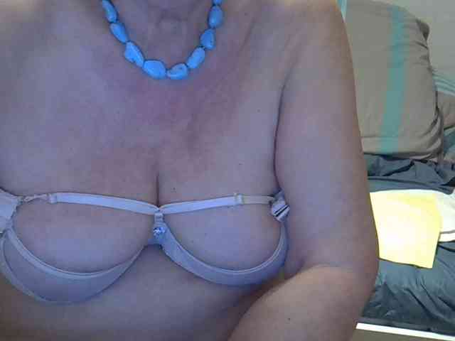 SweetCherry00 webcam
