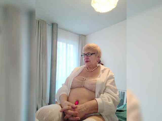 SweetCherry00 webcam