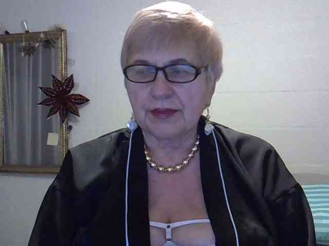 SweetCherry00 webcam