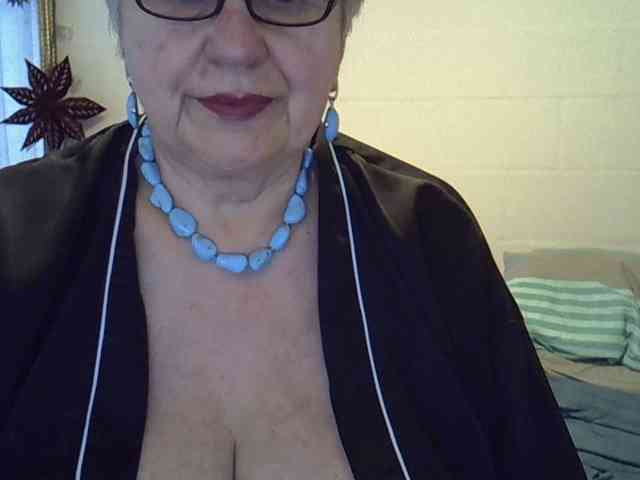 SweetCherry00 webcam