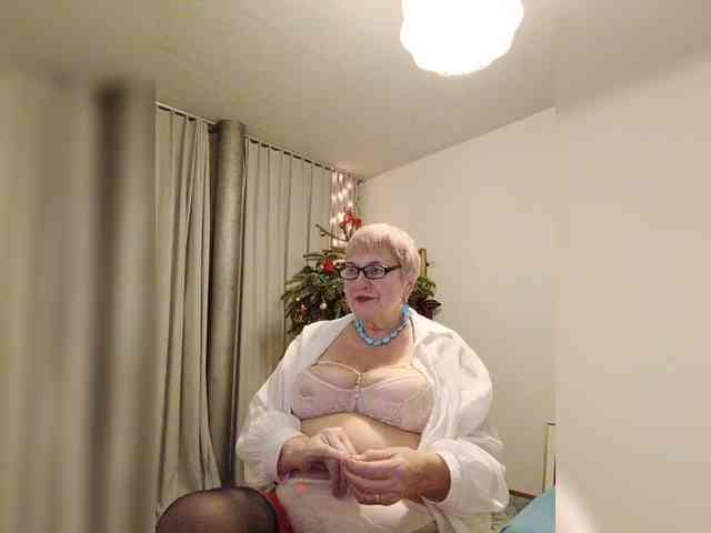 SweetCherry00 webcam