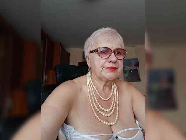 SweetCherry00 webcam