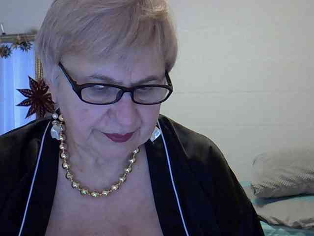 SweetCherry00 webcam